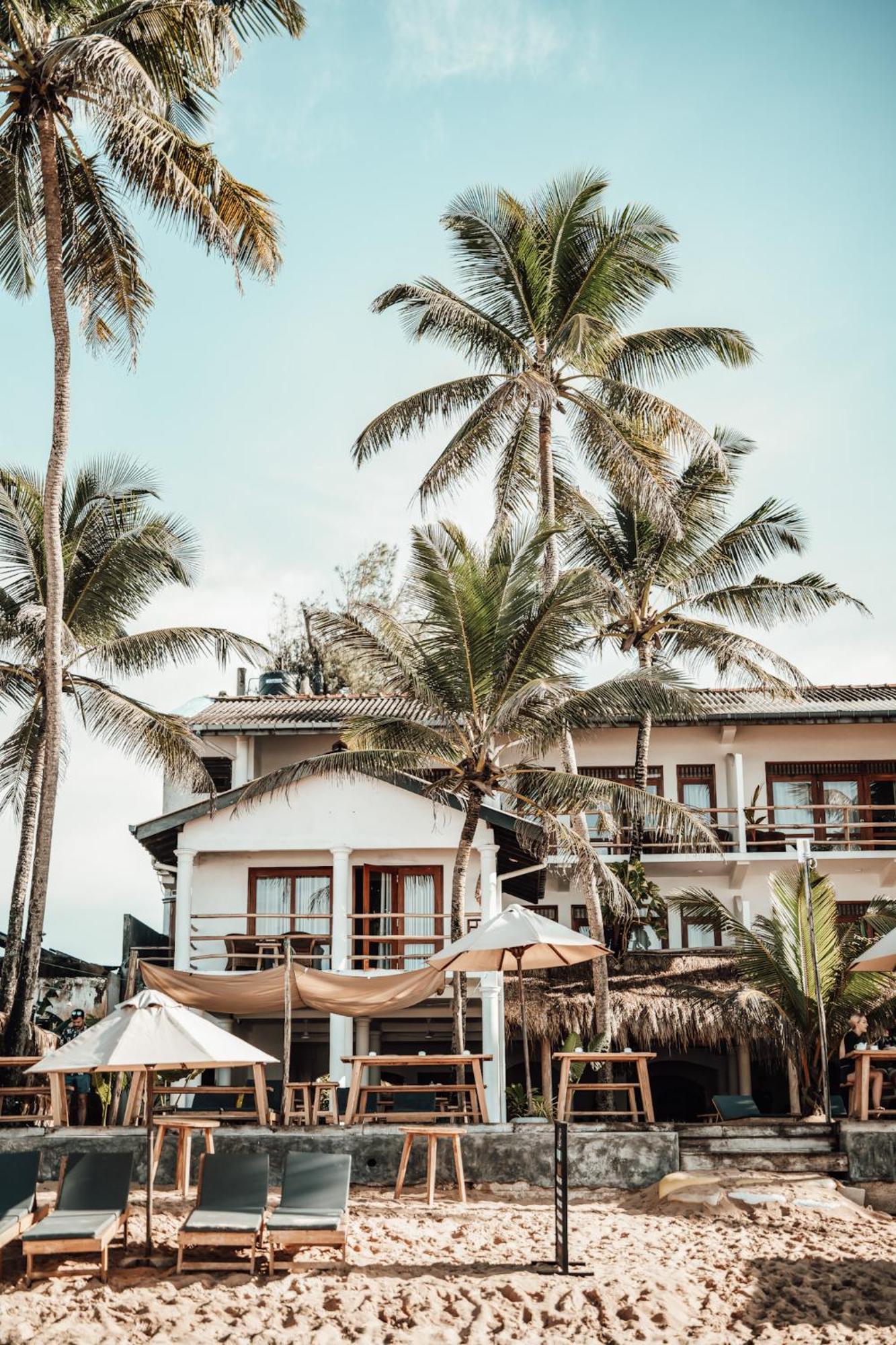 Amaroo Hikkaduwa Hotel Exterior photo